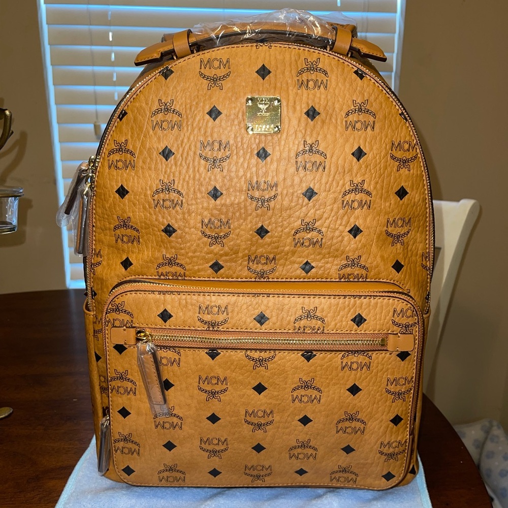 AUTHENTIC MCM Stark Visetos Logo Monogram Backpack